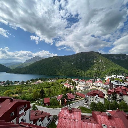 Vista Apart Pluzine Bagian luar foto