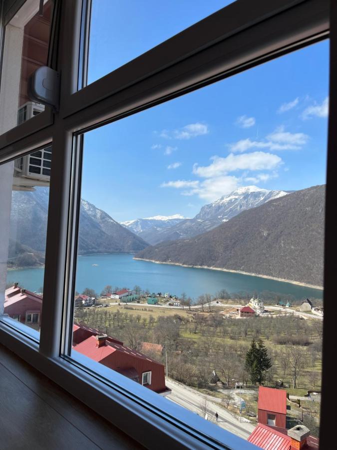 Vista Apart Pluzine Bagian luar foto