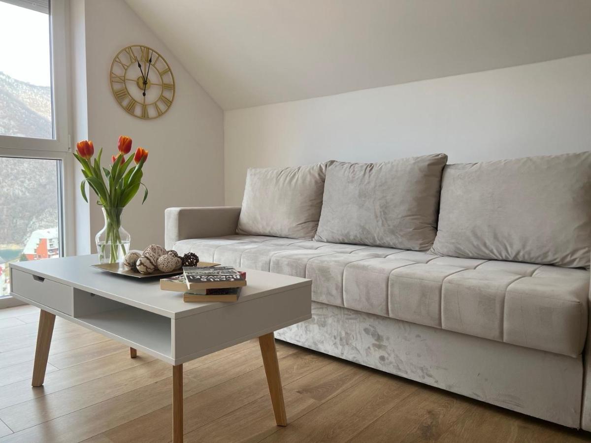 Vista Apart Pluzine Bagian luar foto