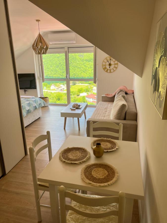 Vista Apart Pluzine Bagian luar foto