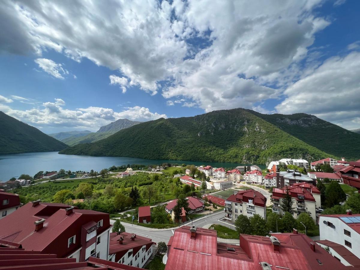 Vista Apart Pluzine Bagian luar foto
