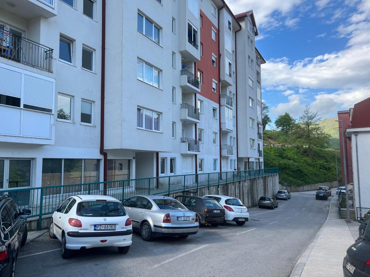 Vista Apart Pluzine Bagian luar foto