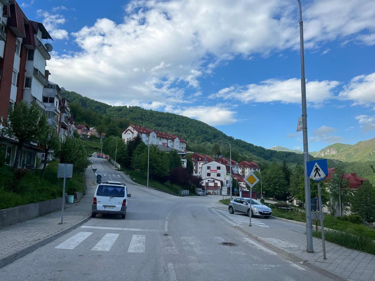Vista Apart Pluzine Bagian luar foto