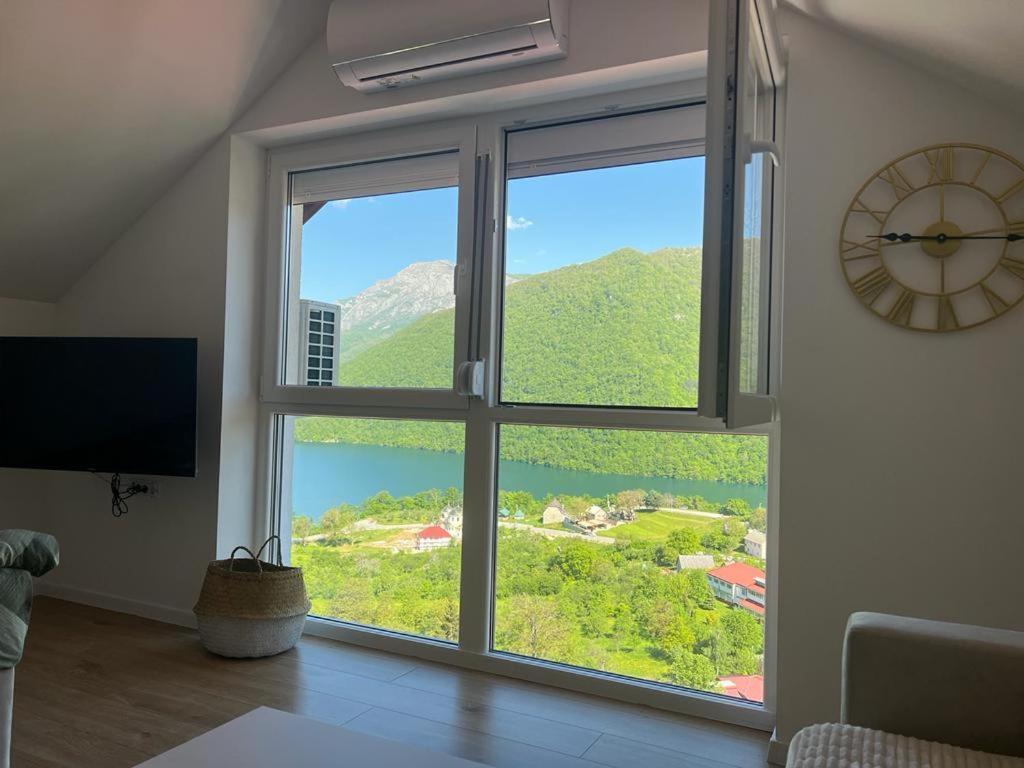 Vista Apart Pluzine Bagian luar foto